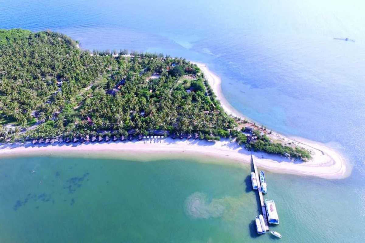 Aerial View of Nha Phu Lagoon Nha Trang with Sandy Beaches Aerial shot of Nha Phu Lagoon Nha Trang showing sandy beaches and tropical greenery along the coast