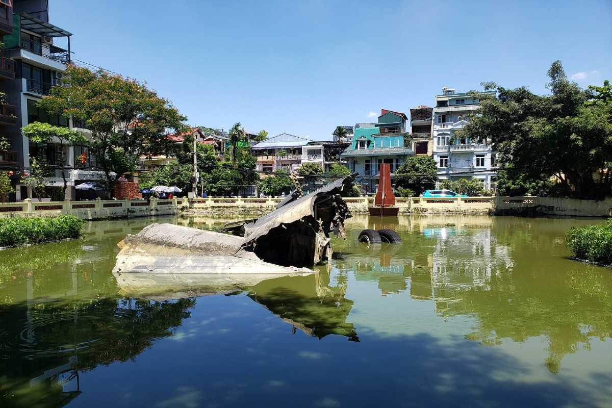 B-52 wreckage displayed in Huu Tiep Lake, Hanoi, Vietnam