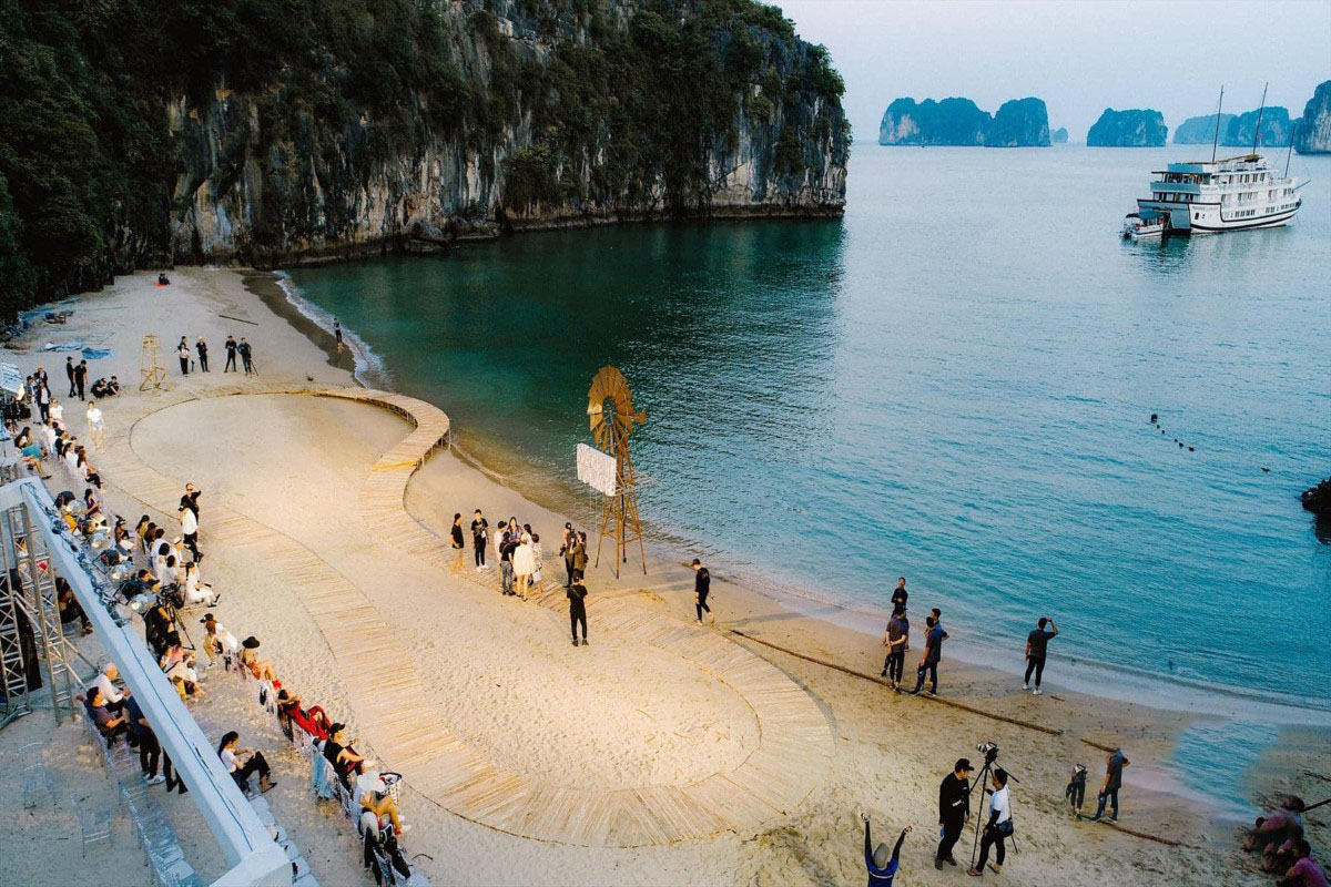 Event setup on Ban Chan Beach in Bai Tu Long Bay