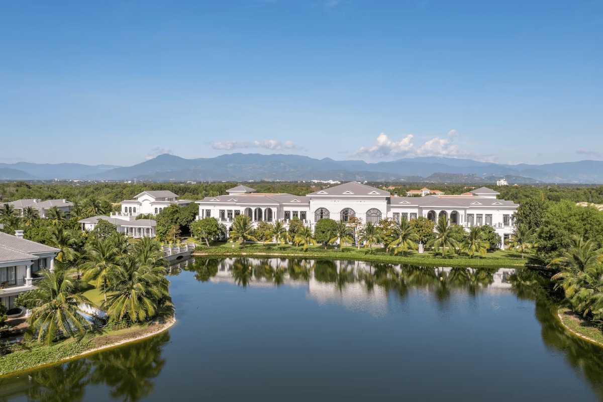 Cam Ranh Bay Resort and Green Landscape Luxury resort surrounded by lush greenery and lakes near Cam Ranh Bay