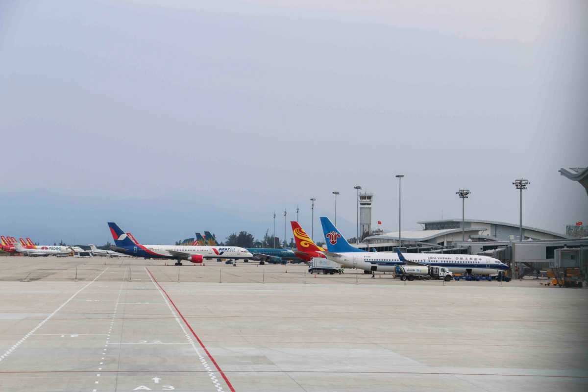 Cam Ranh International Airport Apron and Airplanes Aircraft lined up on the apron at Cam Ranh International Airport terminal