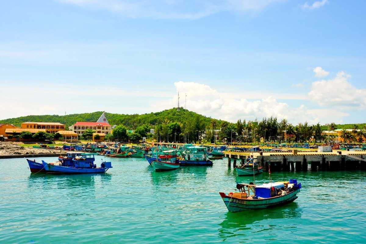 Fishing boats docked at An Thoi Port Colorful fishing boats docked at An Thoi Port in Phu Quoc, gateway to An Thoi Archipelago