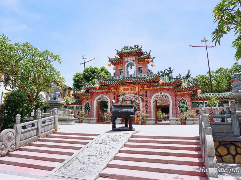 Decorative gate at Fujian Assembly Hall, Hoi An