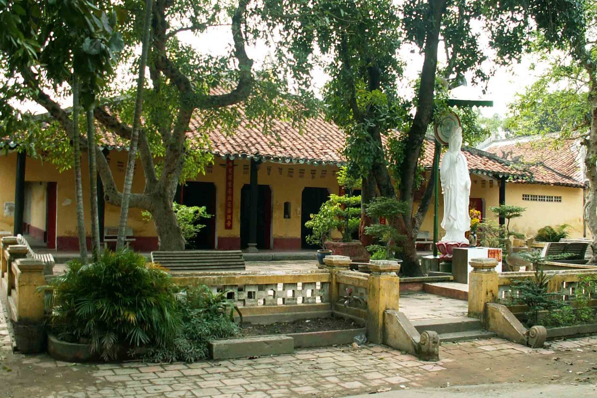 Giac Vien Pagoda courtyard view with ancient architecture in Ho Chi Minh City