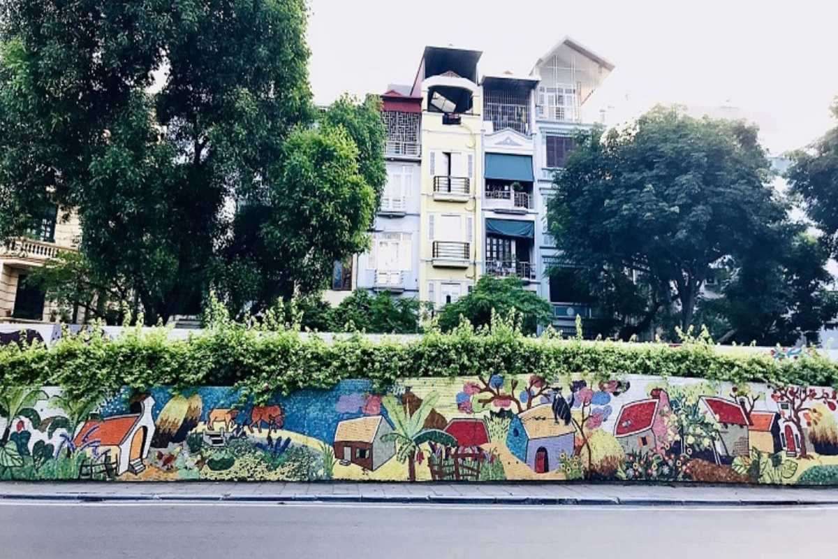 Hanoi Ceramic Mosaic Mural Road traditional market scene mosaic Mosaic showcasing bustling traditional market scenes on the mural