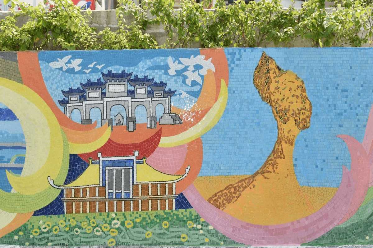 Hanoi Ceramic Mosaic Mural Road urban architectural mosaic Urban landscape mosaic with buildings and cityscapes on the Hanoi Ceramic Mosaic Mural Road