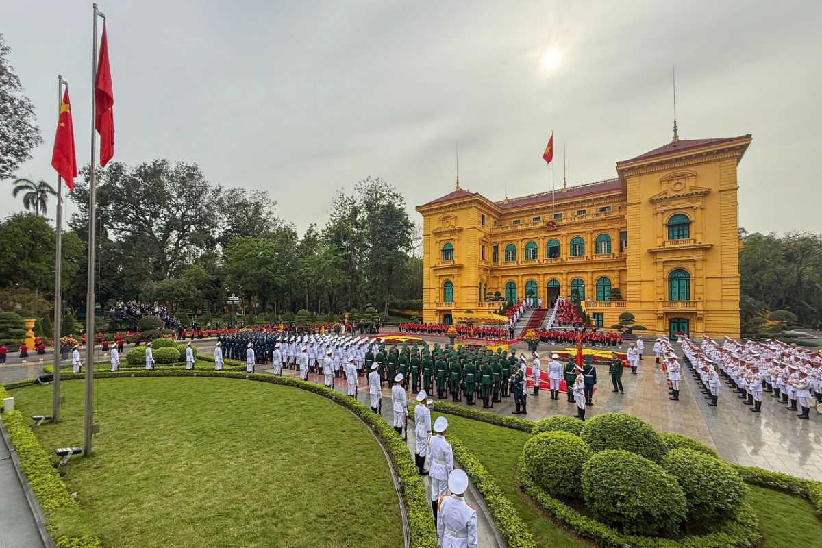 Hanoi Presidential Palace Ceremony Parade Military and honor guard parade in front of the Hanoi Presidential Palace during a ceremonial event