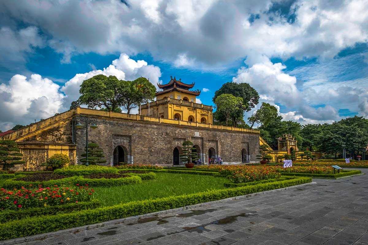 Imperial Citadel at Golden Hour The Imperial Citadel of Thang Long at golden hour