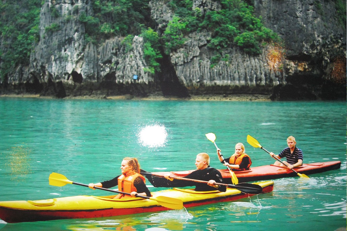 Kayaking in Cap La Island’s turquoise waters