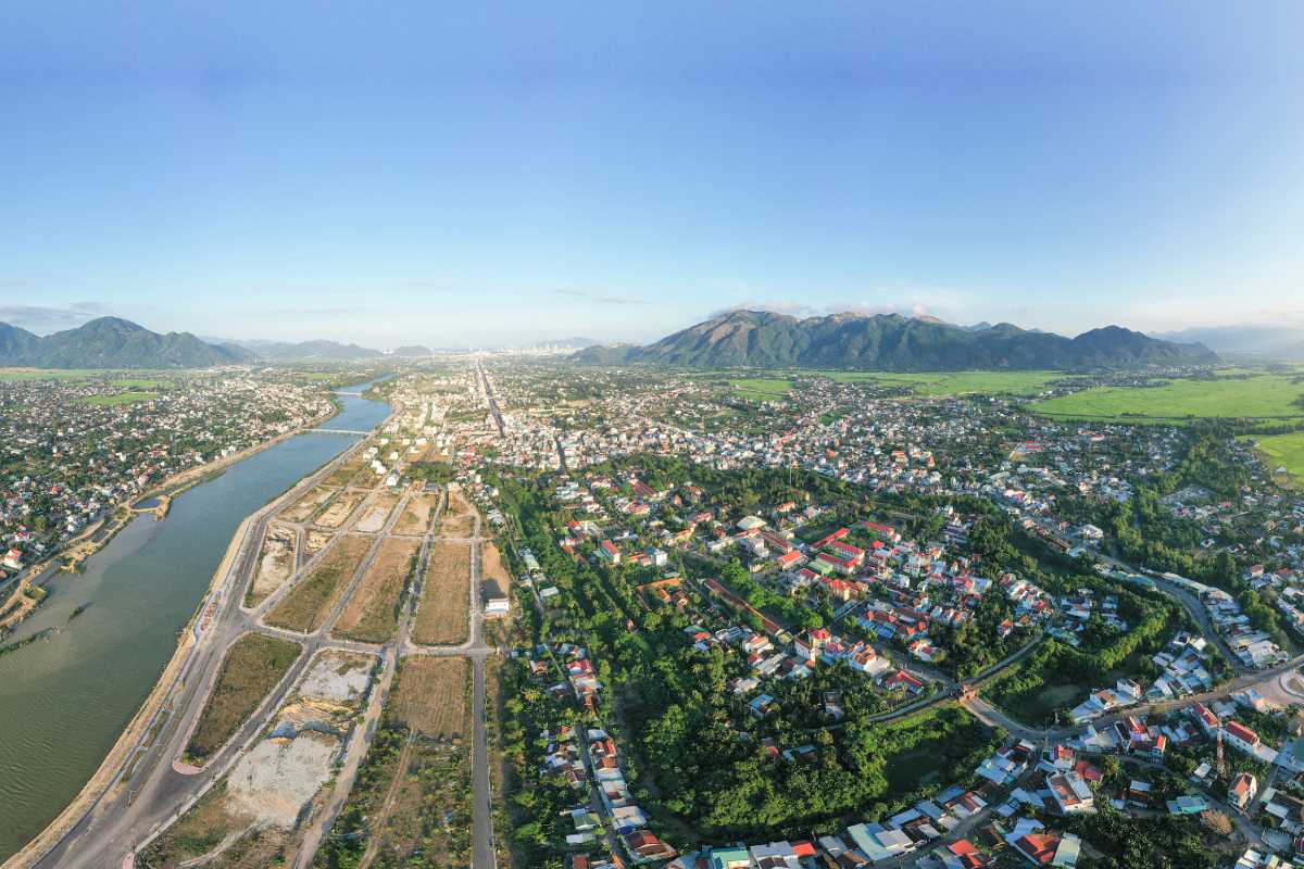 Khanh Hoa province from above Panoramic view of Khanh Hoa including Khanh Vinh and coastal plains stretching toward Nha Trang