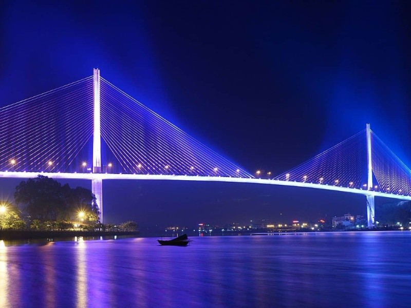 Nighttime view of Bai Chay Bridge in Halong