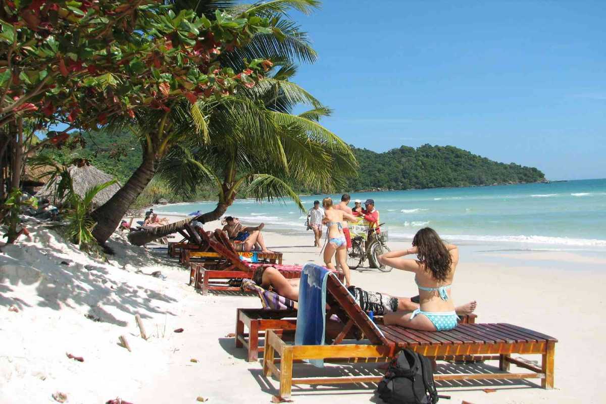 Starfish Beach Phu Quoc palm tree lined coastline Palm tree-lined coastline with clear waters at Starfish Beach Phu Quoc