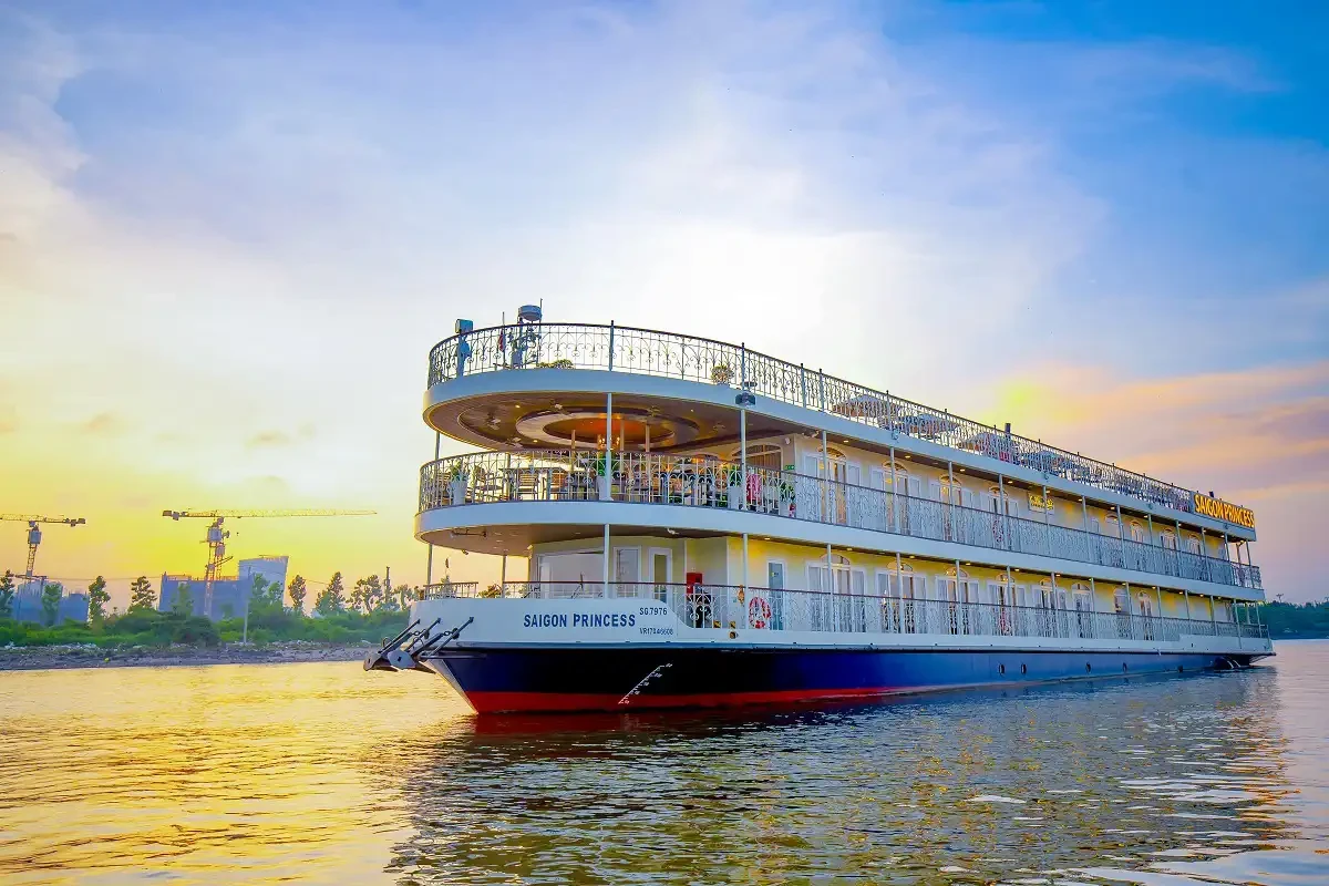 Gallery image of Saigon Princess - Luxurious Dining Cruise