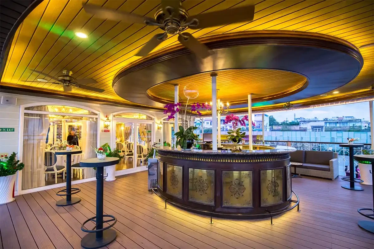 Gallery image of Saigon Princess - Luxurious Dining Cruise