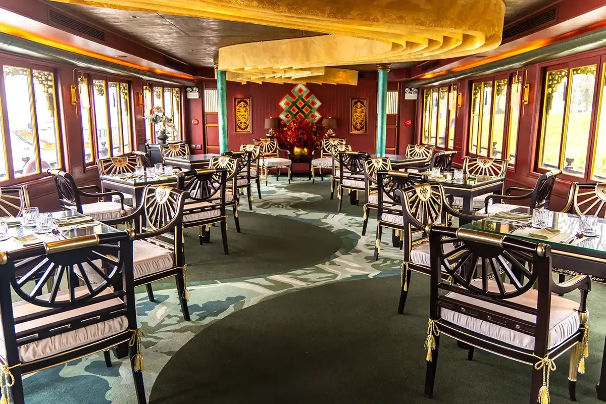 Gallery image of Hueritage Cruise