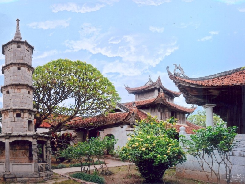 But Thap Pagoda in Bac Ninh, showcasing ancient Buddhist architecture