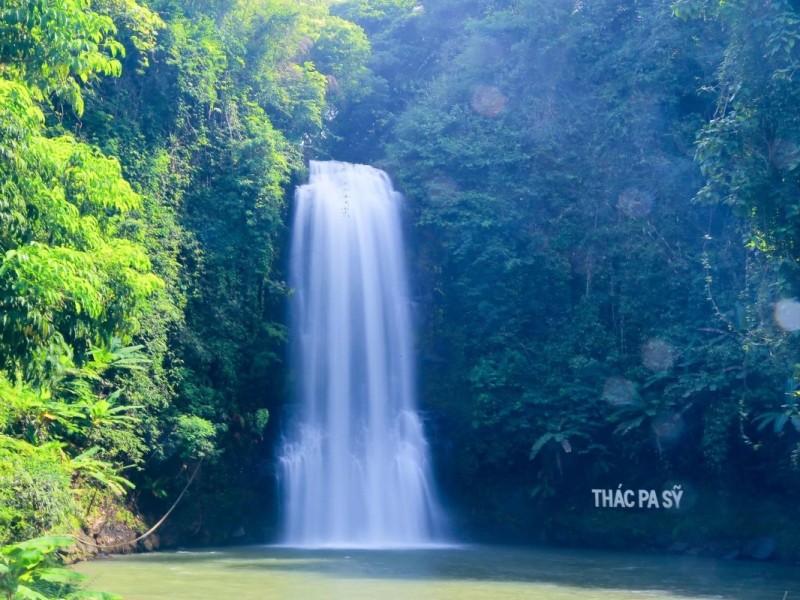 A traditional cultural event taking place near Pa Sy Waterfall in Kon Tum