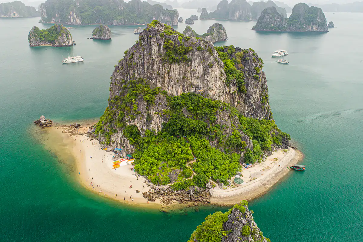 Lan Ha Bay