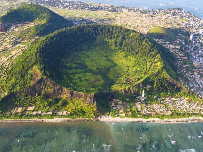 Overview of Ly Son Island Quang Ngai with clear waters and agricultural fields.