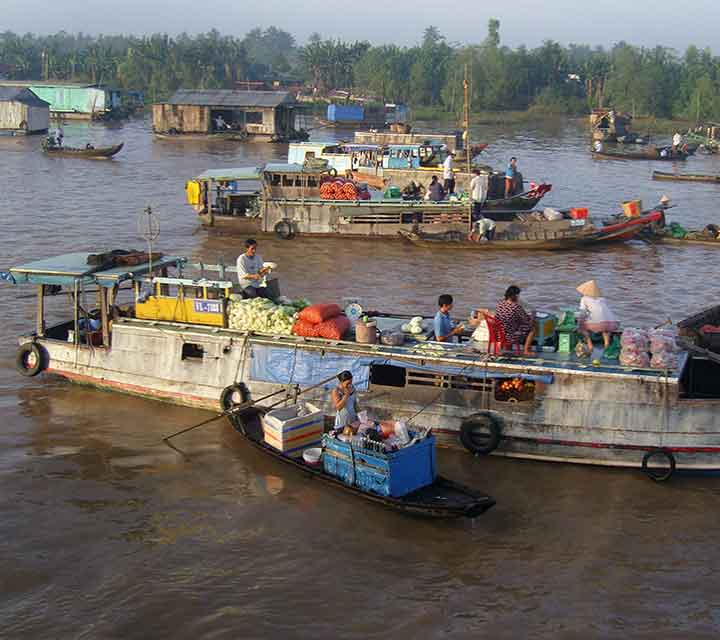 EXPLORE THE LOCAL LIFE IN THE MEKONG DELTA