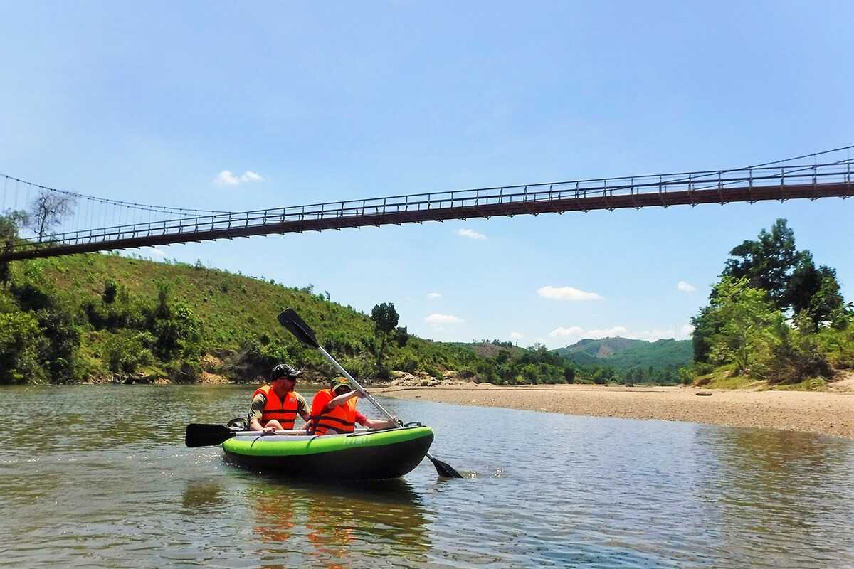 Nha Trang Kayaking Tour on Cai River with BBQ Lunch
