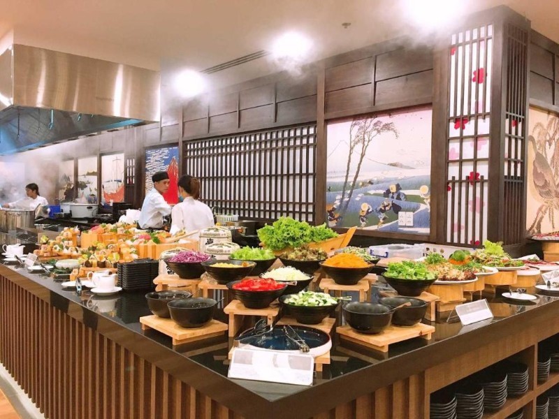 Buffet Nhật Bản với các món ăn tươi ngon