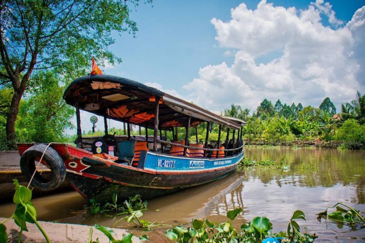 EXPLORE THE LOCAL LIFE IN THE MEKONG DELTA